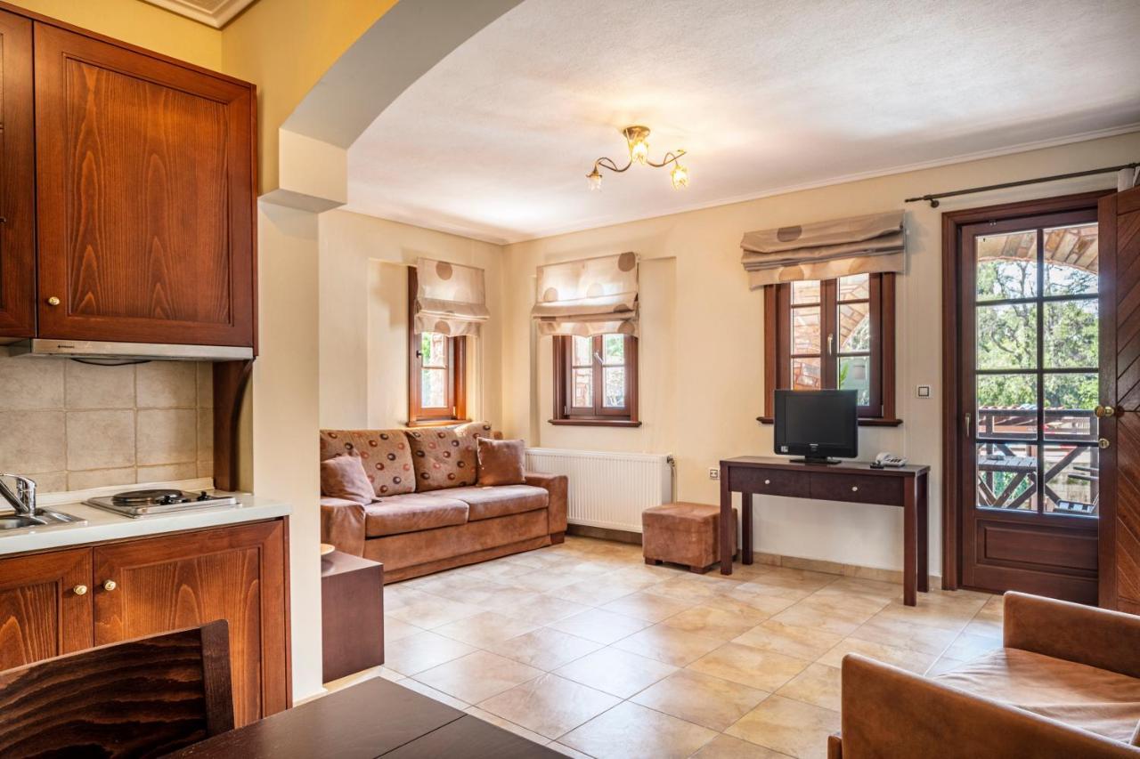 Magkafinis.El Apartments Mikros Prinos ภายนอก รูปภาพ