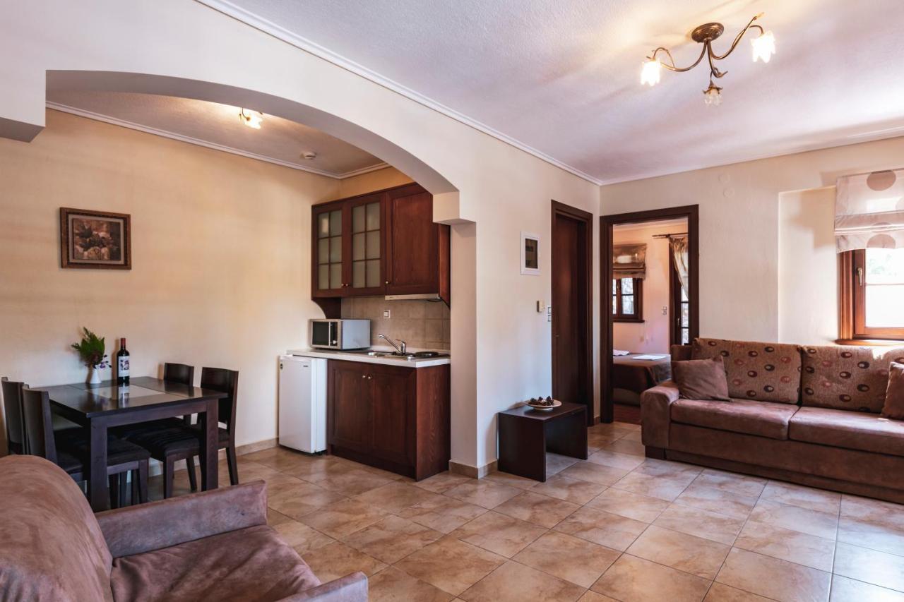 Magkafinis.El Apartments Mikros Prinos ภายนอก รูปภาพ