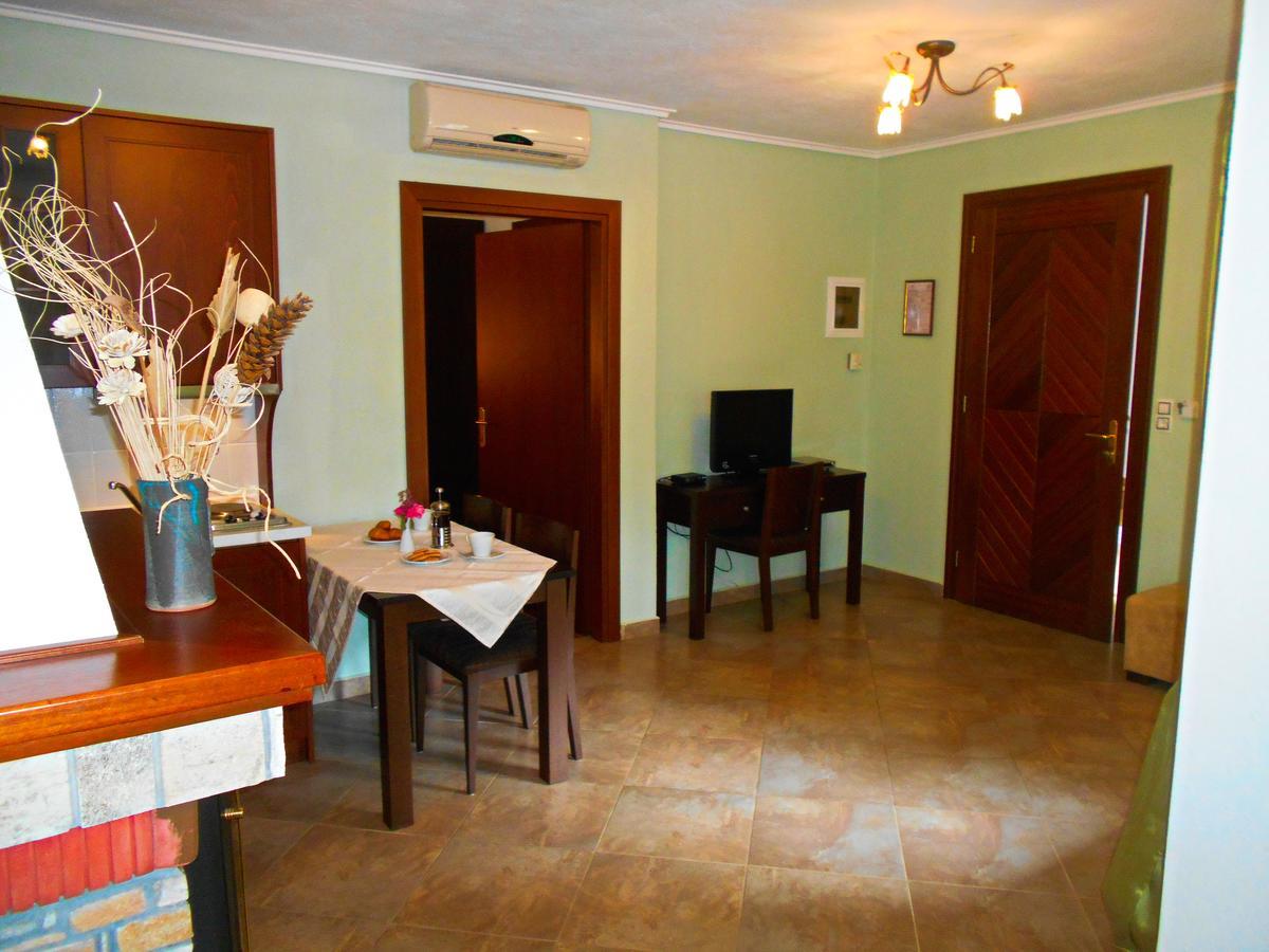 Magkafinis.El Apartments Mikros Prinos ภายนอก รูปภาพ